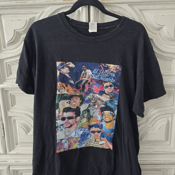 Tops - Black Graphic T‑Shirt